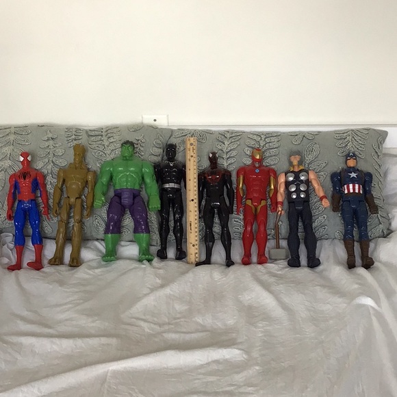 Marvel Hero Series Action figures 12” - Picture 1 of 13
